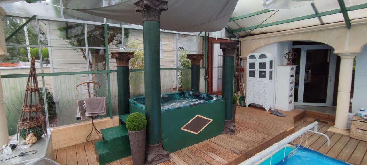 Domaine Le Lanis Chambre D'Hotes Piscine Spa Privatise Sur Reservation 생지롱 외부 사진